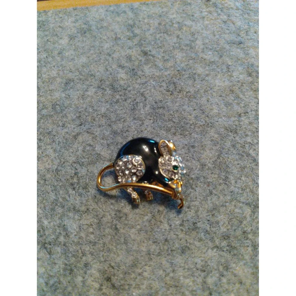 Vintage Crystal Mouse Brooch Pin Gold-Tone Black Enamel Rhinestone Animal Jewelr